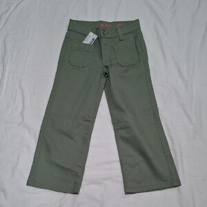 NEW. The Children's Place Olive wide Leg Size 4